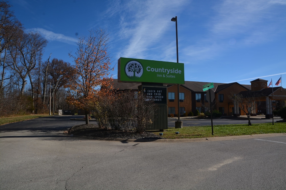 Countryside Inn & Suites - photo 2