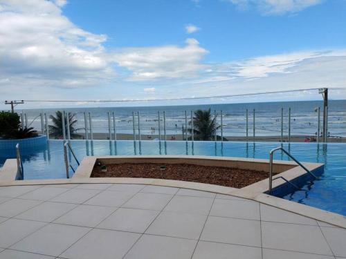 Apto Novo Pé Na Areia Praia Do Sonho Itanhaém — 4-Star Luxury Hotel in Itanhaem, Brasil
