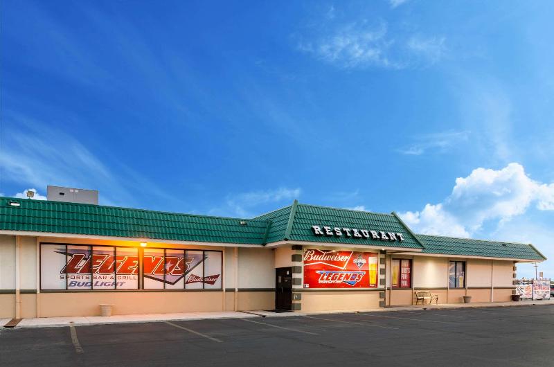 Quality Inn & Suites Salina West - featured photo
