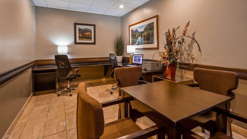 Best Western Plus Zion West Hotel - photo 31