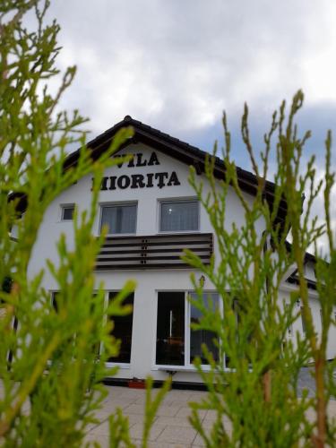 Vila Miorita — 4-Star Luxury Hotel in Sebes, Romania