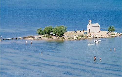 2 Bedroom Beautiful Home In Posedarje — 4-Star Luxury Hotel in Posedarje, Croatia