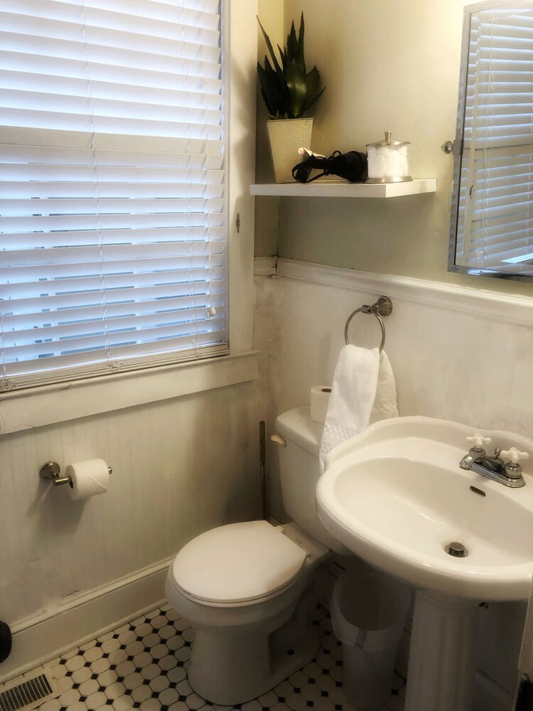Suites on Coming - photo 68