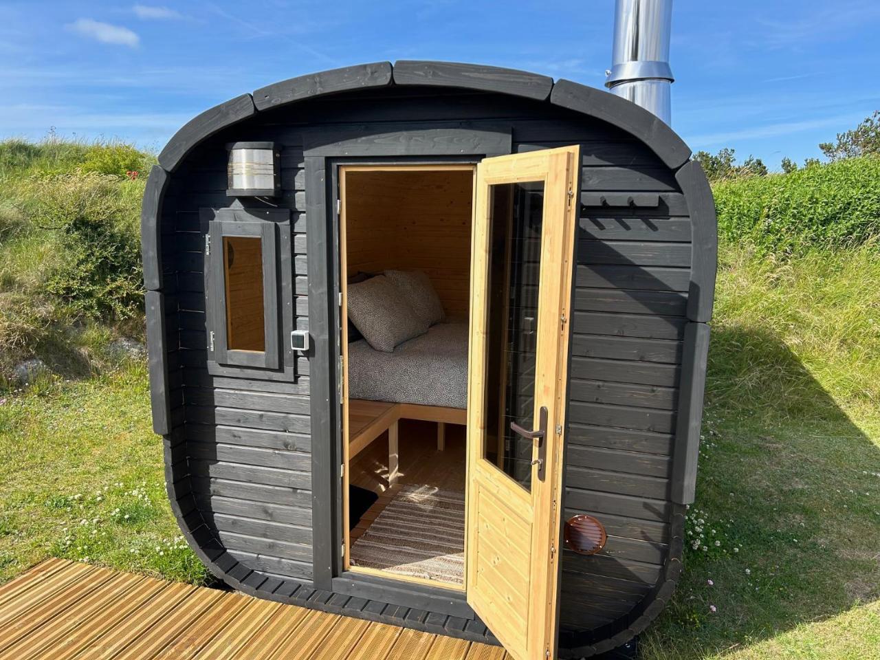 Stone MT Garden Pod - last minute hotel in Unknown City