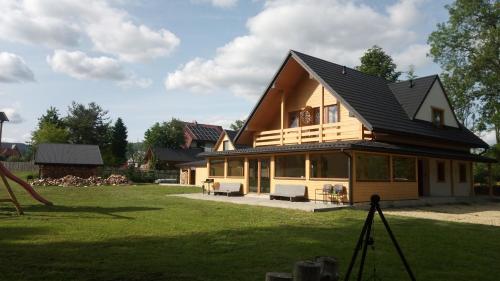 Dom Pod Wierzbami — hotel in Sidzina