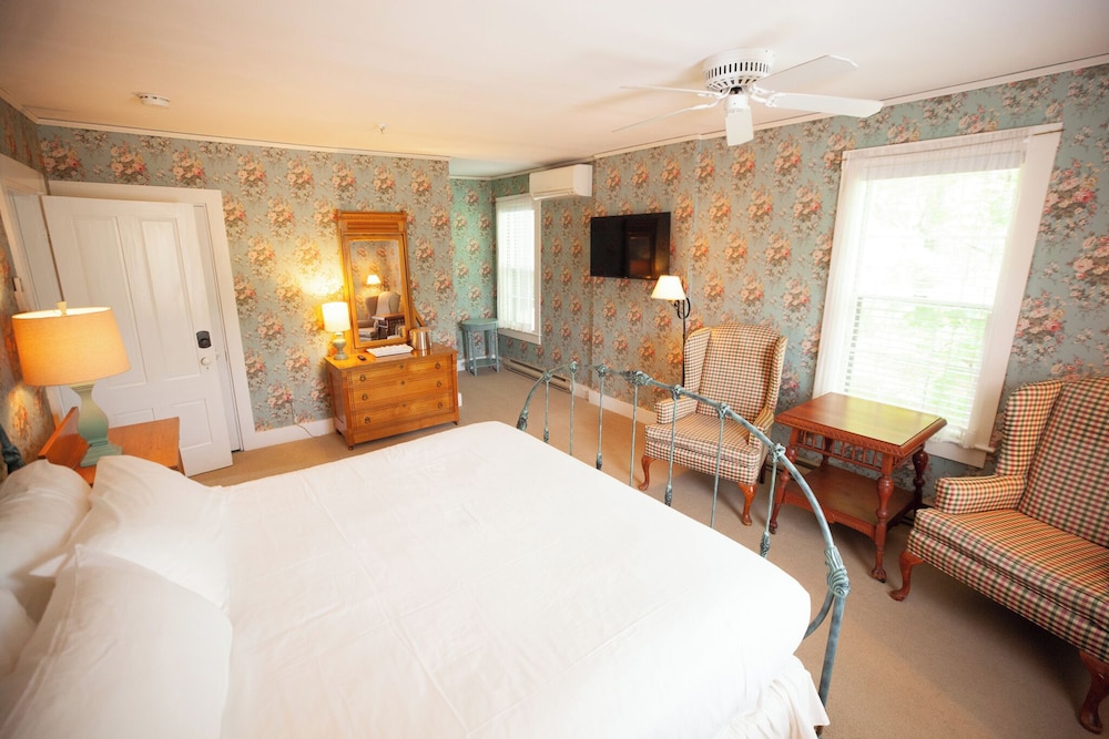 Yellow House Inn - photo 13