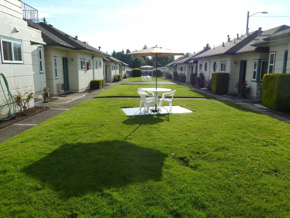 Milwaukie Inn Portland South - photo 14