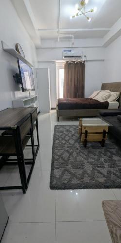Miya's Crib Staycation A — 4-Star Luxury Hotel in Manila, Philippines