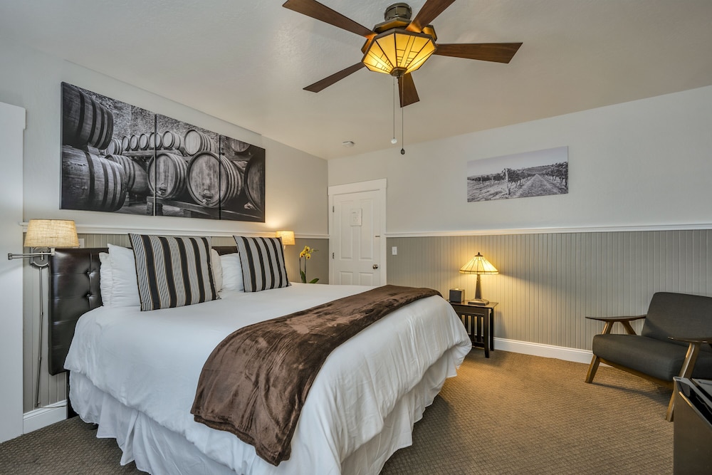 Craftsman Inn - photo 17