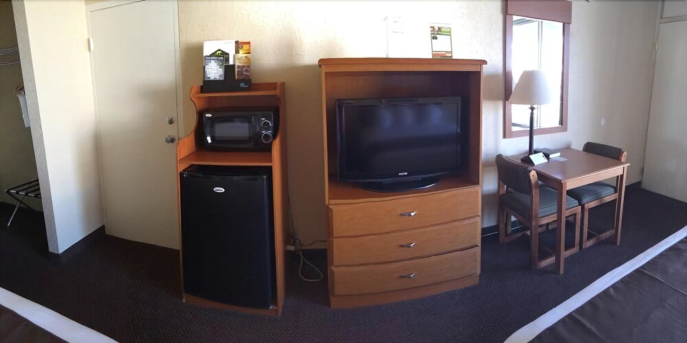 Whitten Inn University - photo 9