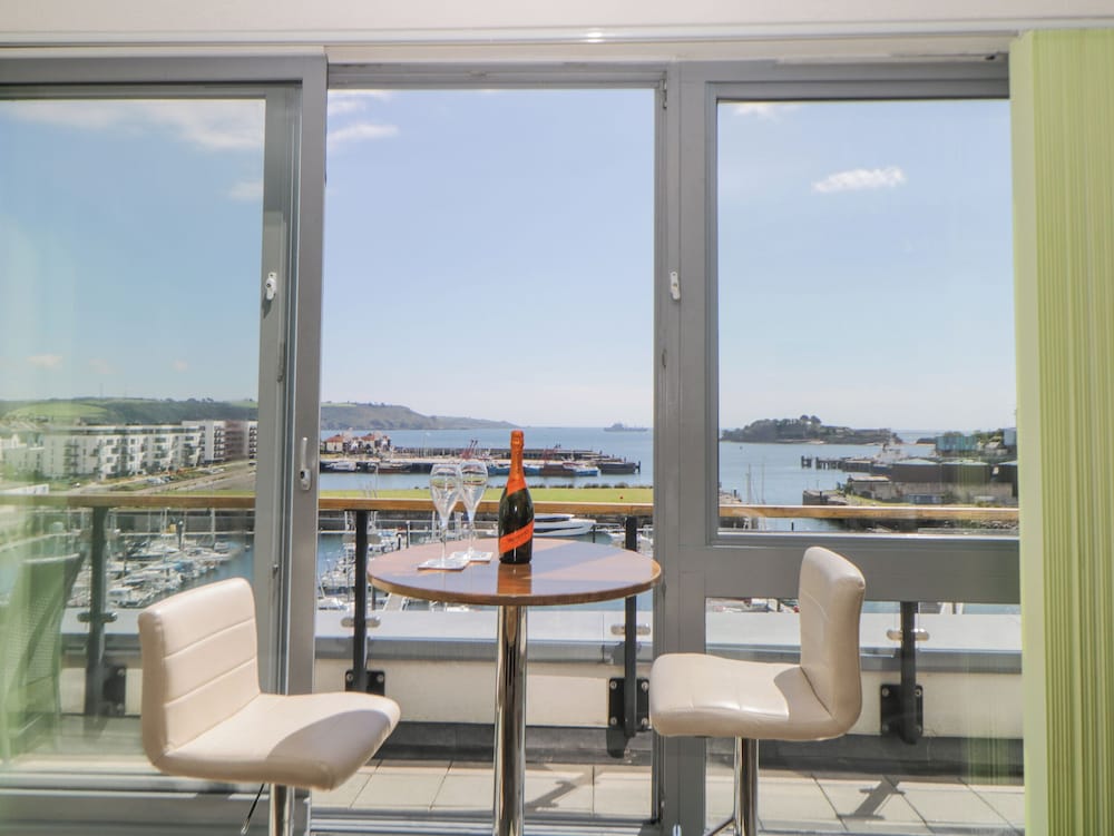 The Penthouse Phoenix Quay — 4-Star Luxury Hotel in Plymouth, United Kingdom