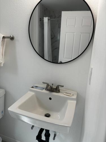 Boulder City Inn