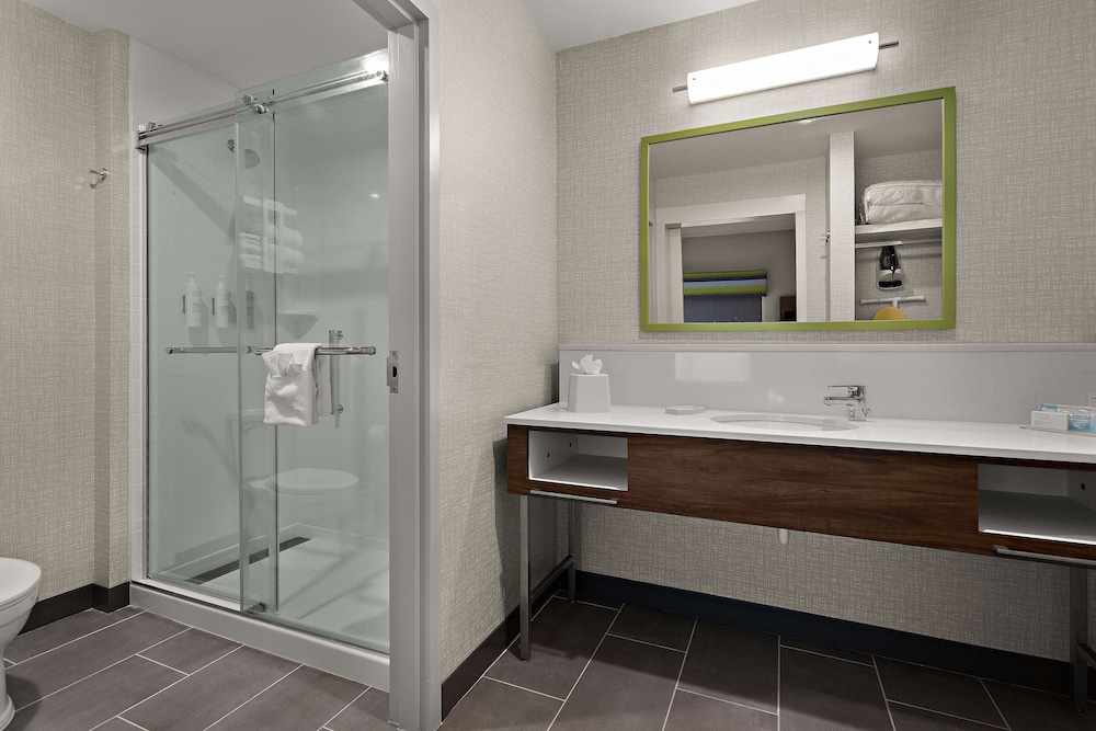 Hampton Inn & Suites by Hilton Ruskin I 75 - photo 38