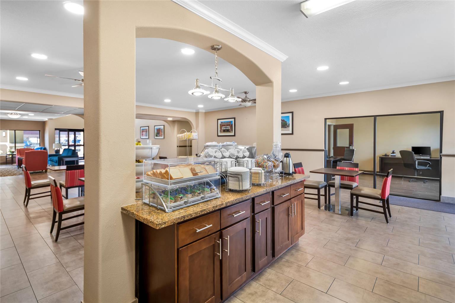 Comfort Inn Corsicana East - photo 64