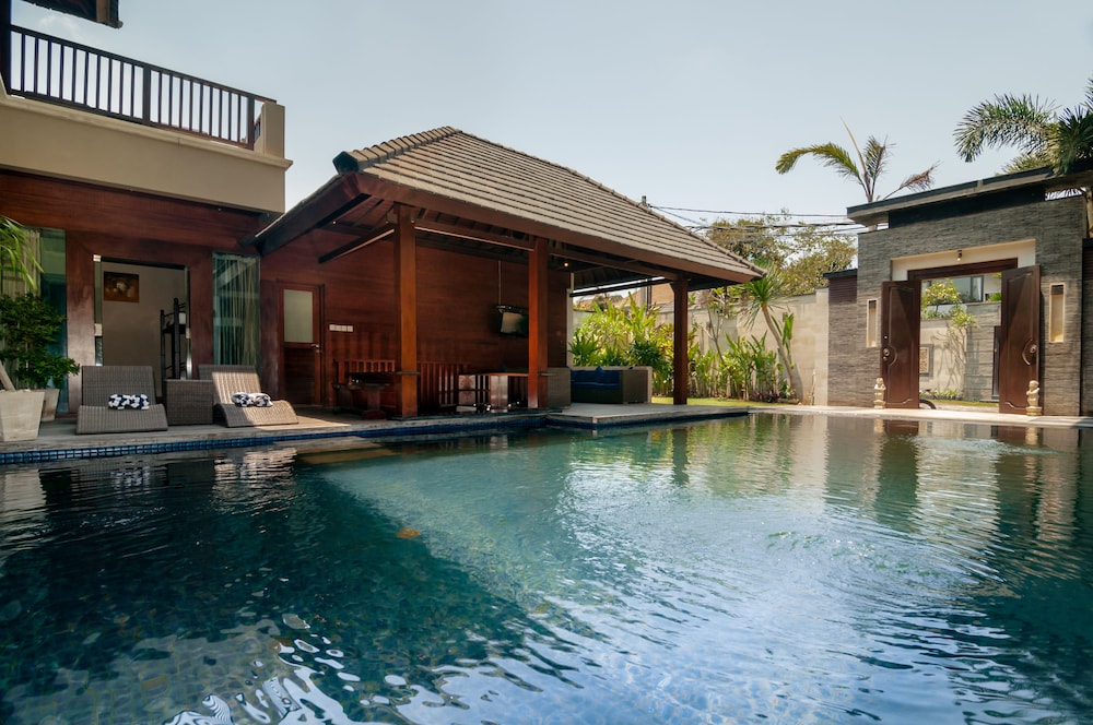 Villa Mewah — 4-Star Luxury Hotel in Bali, Indonesia