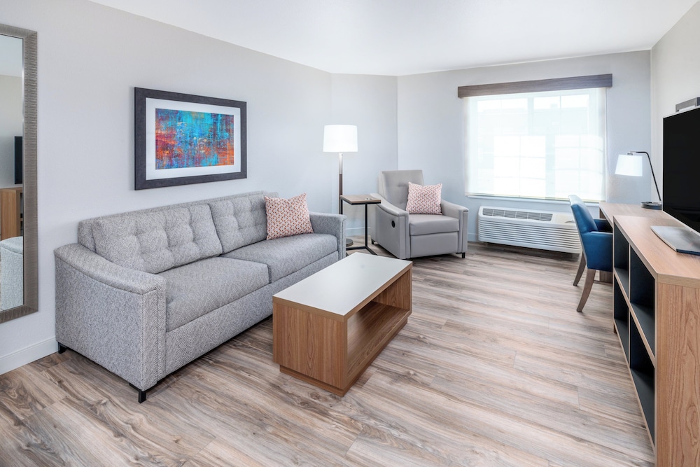Candlewood Suites Denver Northeast Brighton by IHG - photo 17
