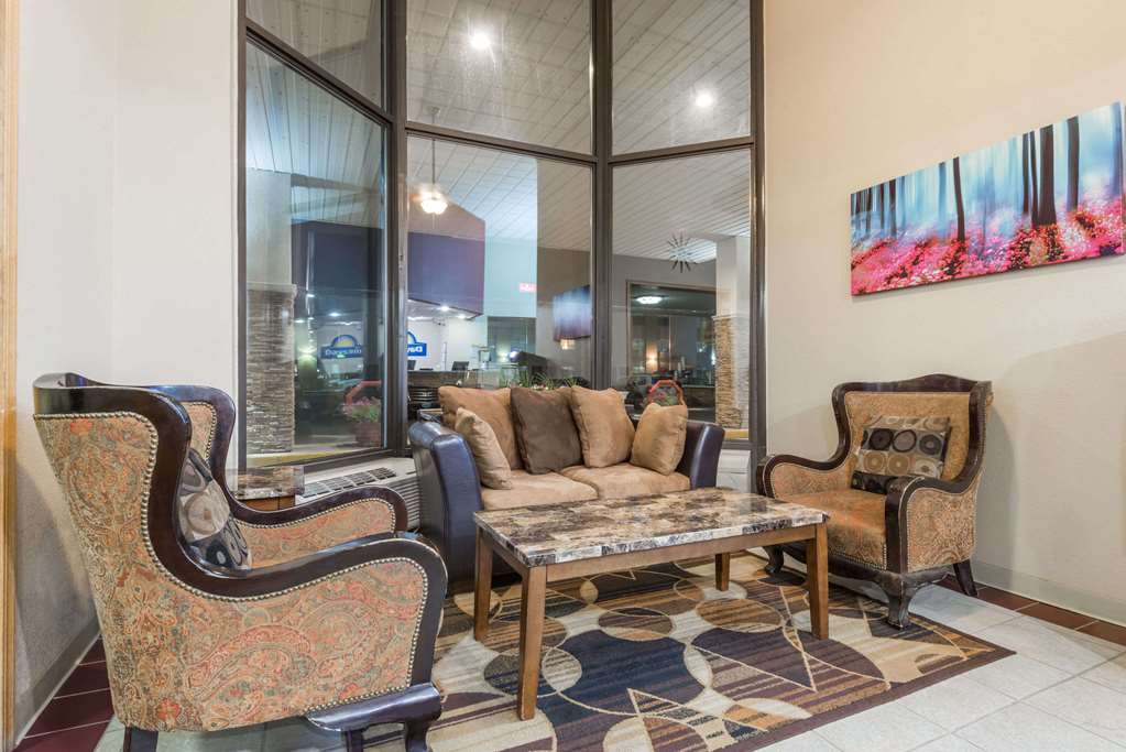 Days Inn by Wyndham Gillette - photo 2