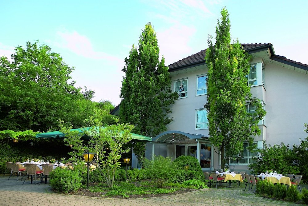 Landhaus Keller Hotel & Restaurant — hotel in Malterdingen