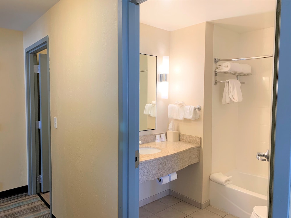 Hilton Garden Inn Albany Medical Center - photo 30