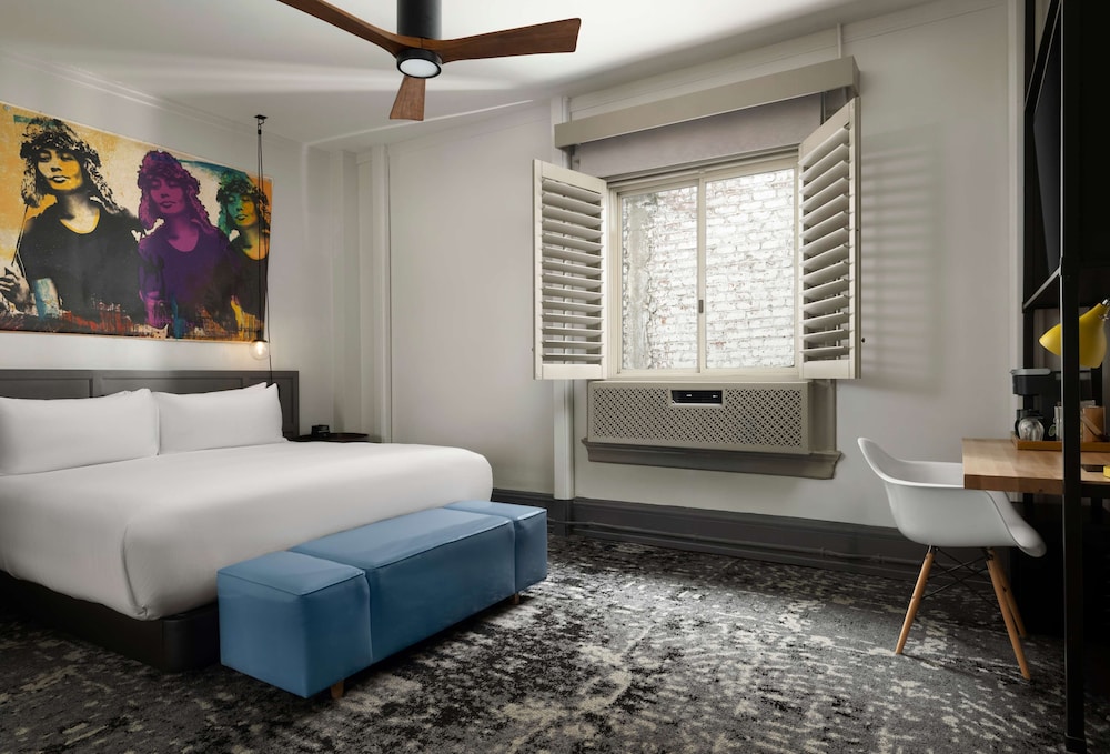 The Barnes San Francisco Tapestry Collection by Hilton - photo 13