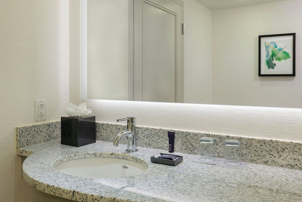 Renaissance Boston Seaport District - photo 63