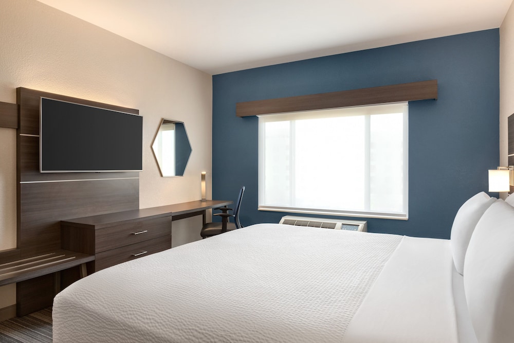 Holiday Inn Express Hotel & Suites Denver Airport by IHG - photo 10