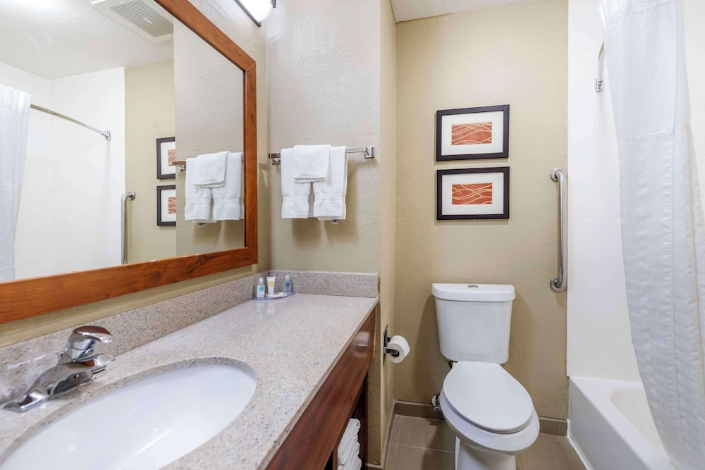 Grain Valley Inn Kansas City - photo 28