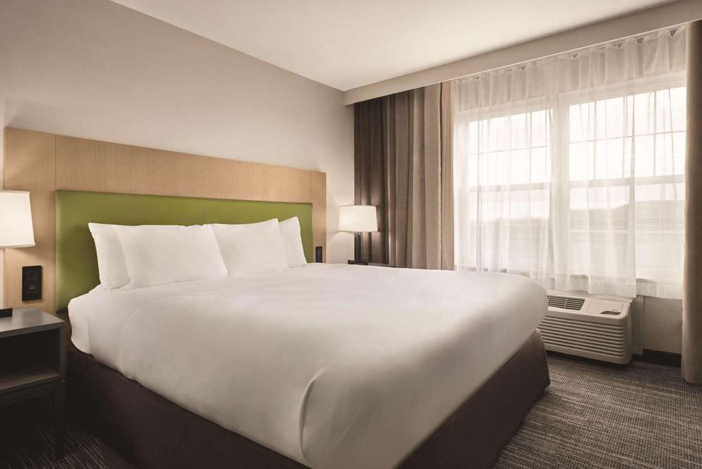 Country Inn & Suites by Radisson Dubuque IA - photo 12