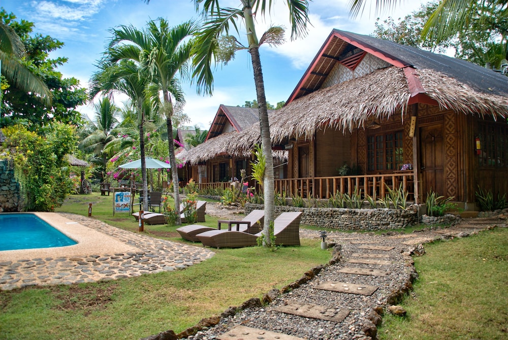 Oasis Beach & Dive Resort in Panglao, Philippines