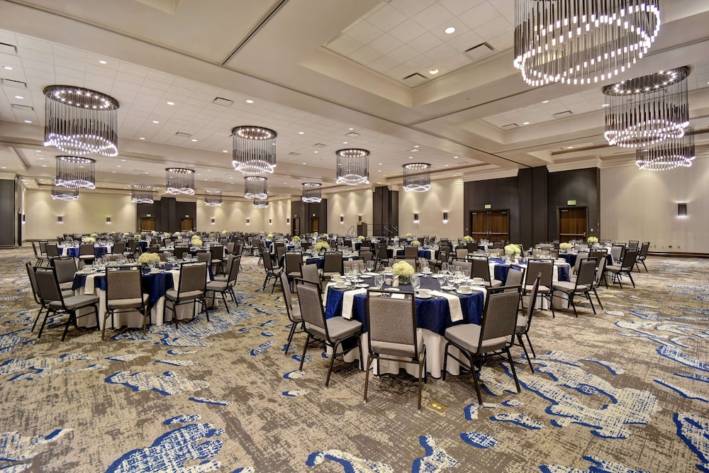 Embassy Suites by Hilton Raleigh Durham Research Triangle - photo 102