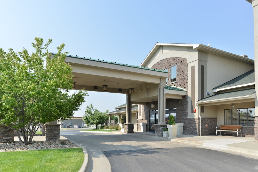 Holiday Inn Express & Suites Gillette by IHG - photo 51