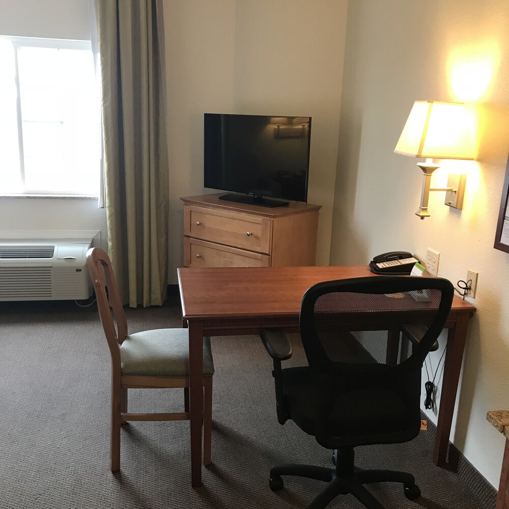 Candlewood Suites Vicksburg by IHG - photo 6