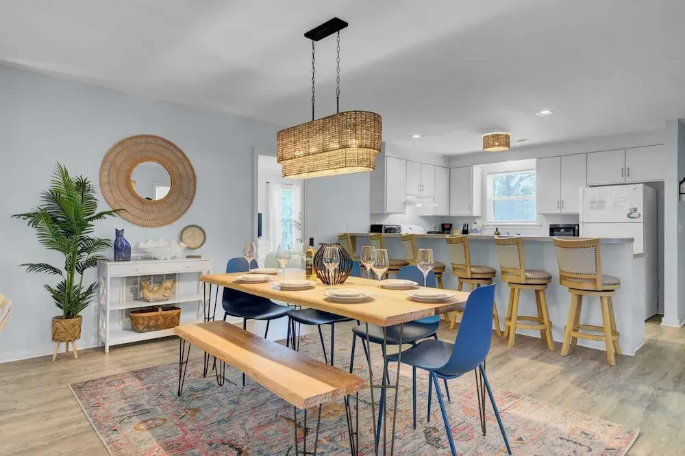 Ion by Avantstay Walk to Beach Dining Shopping Central Location Deck — hotel in Sullivans Island