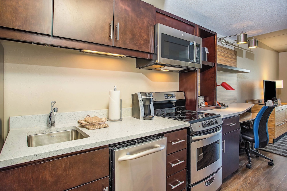 TownePlace Suites by Marriott Cookeville - photo 10