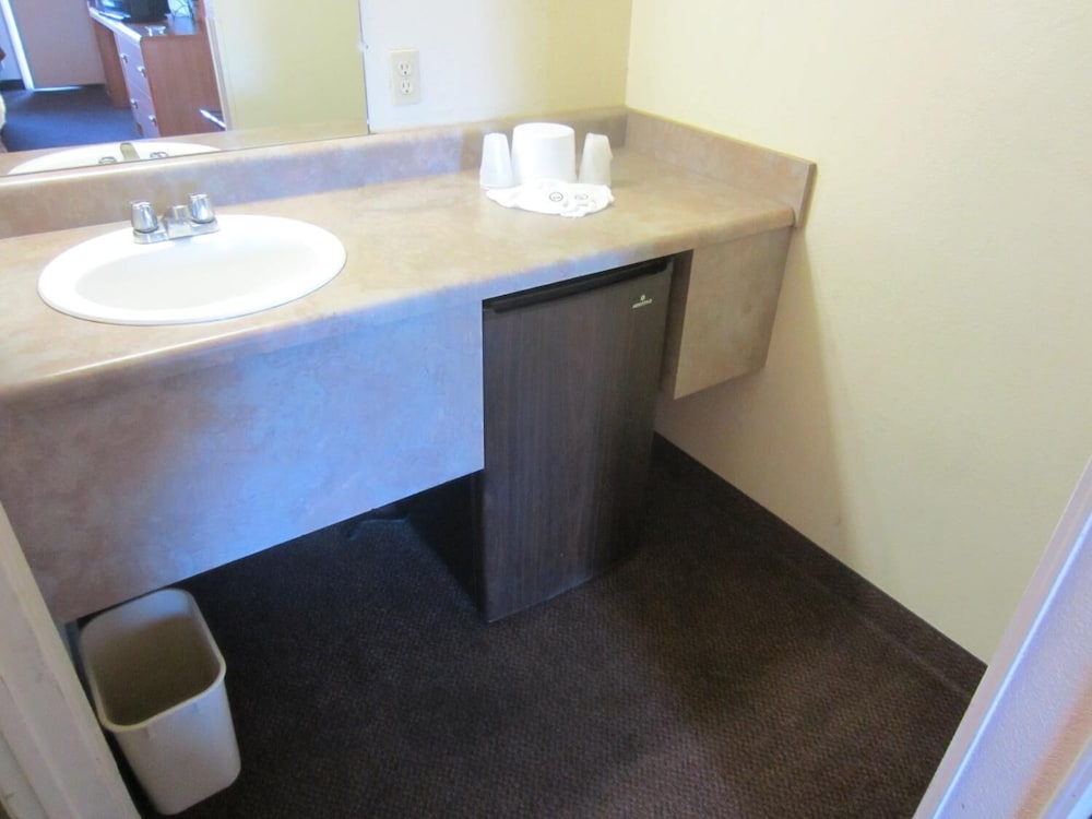 Premier Inns Concord - photo 7
