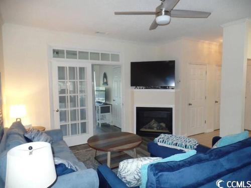 2 BR Condo W Golf Cart & Pool — 4-Star Luxury Hotel in Myrtle Beach, United States