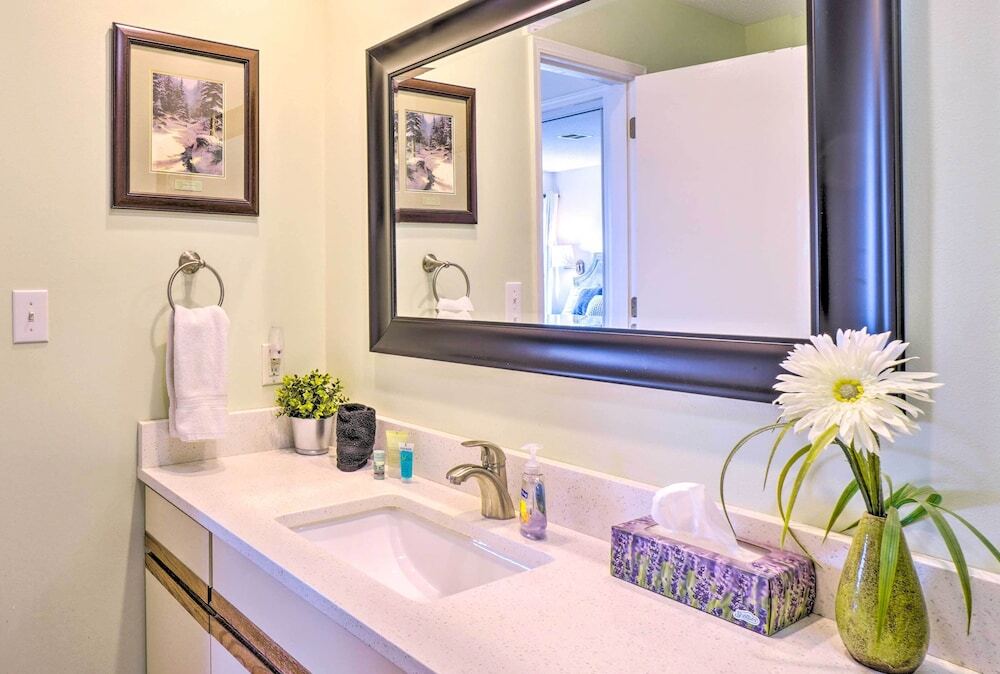 Resort Condo in Branson w Mountain & Lake Views - photo 9