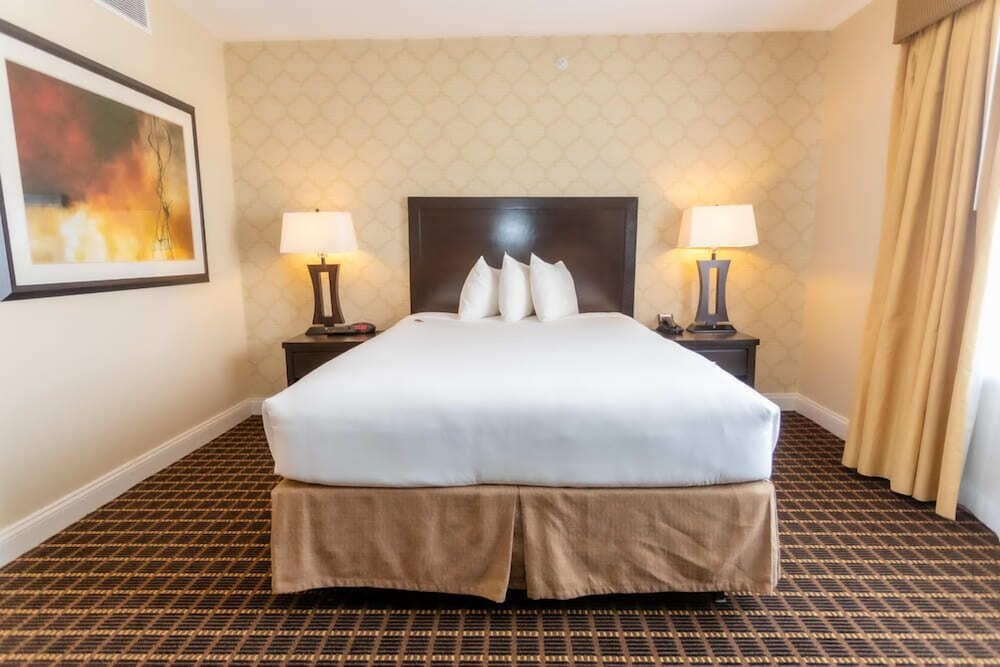 American Hotel - photo 8