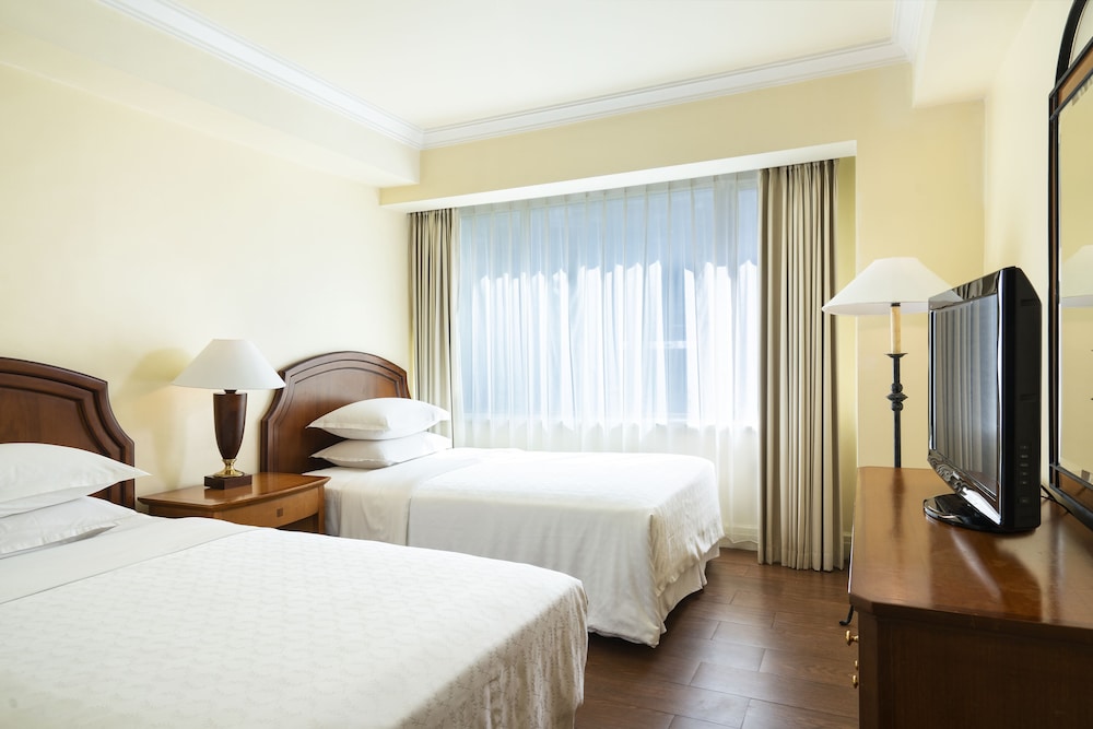 Sheraton Surabaya Hotel and Towers — Surabaya — photo 5