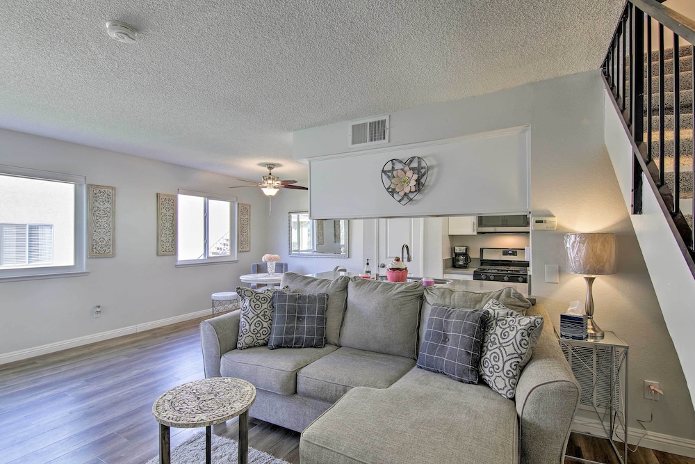 Palm Desert Resort style Living: Dog Friendly - photo 11