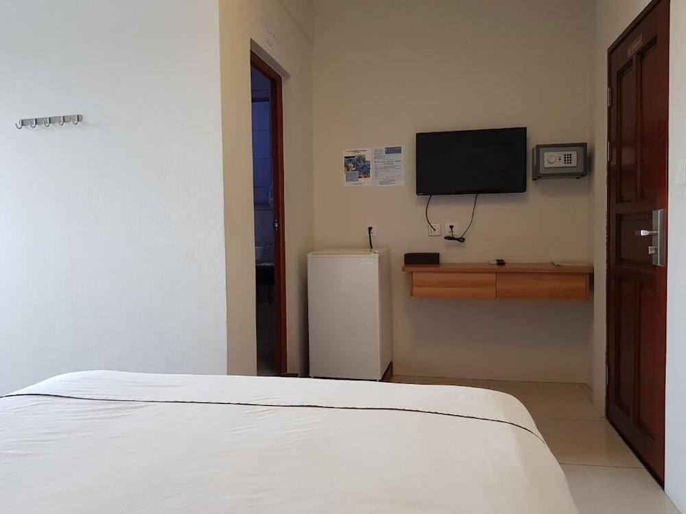 Caye Caulker Beach Hotel — Belize City — photo 3