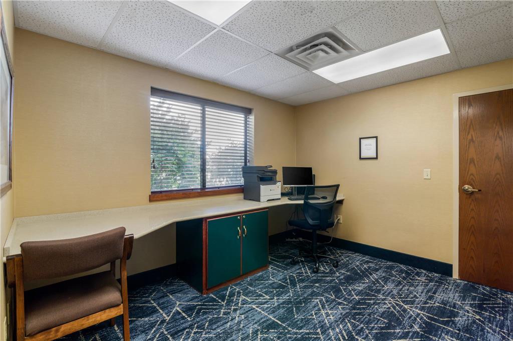 Comfort Inn Bismarck - photo 24