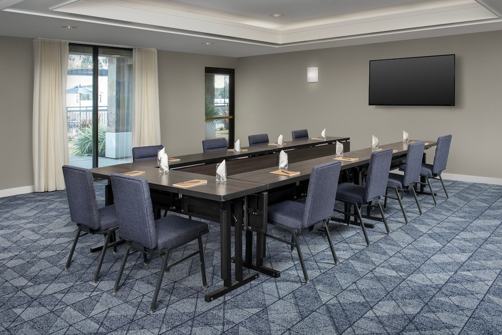 Courtyard by Marriott San Diego Carlsbad - photo 33
