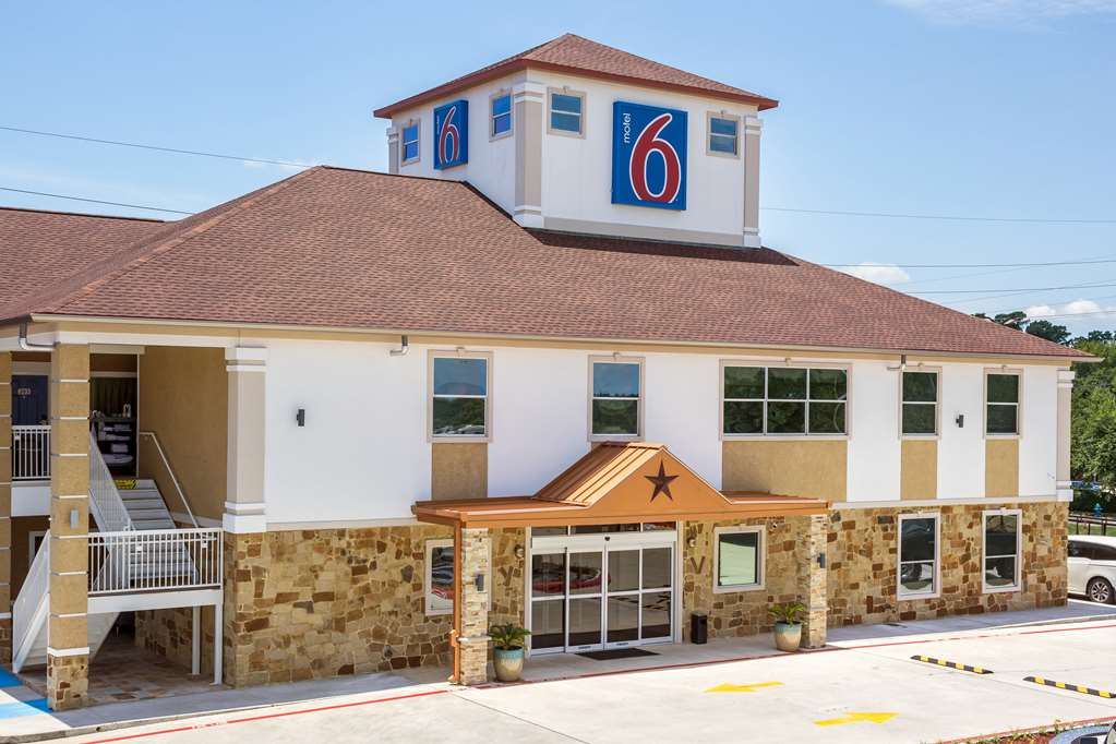 Motel 6 Houston TX North - photo 3