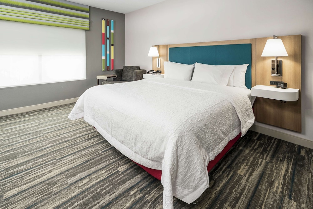 Hampton Inn Wilson Downtown - photo 14