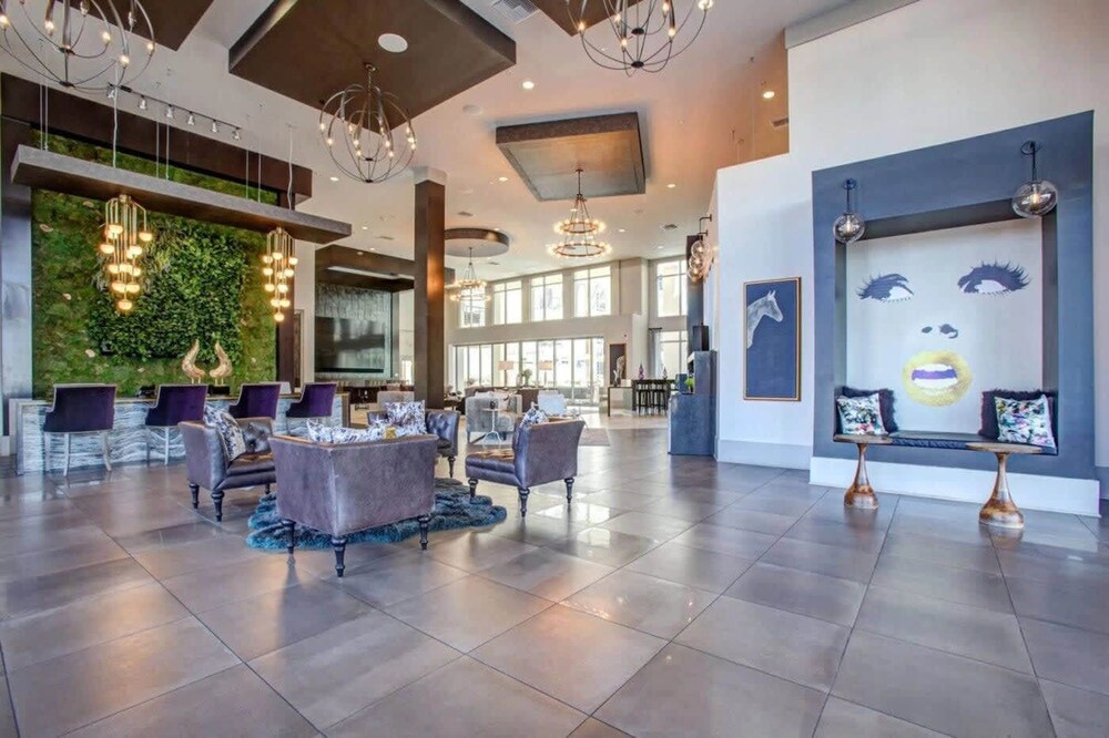 CozySuites at Vela Camelback Phoenix — 4-Star Luxury Hotel in Phoenix, United States