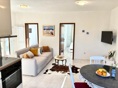 Apartments Golden Beach — 4-Star Luxury Hotel in Split, Croatia