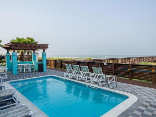 Beachfront 3 Bedroom Condo — 4-Star Luxury Hotel in South Padre Island, United States