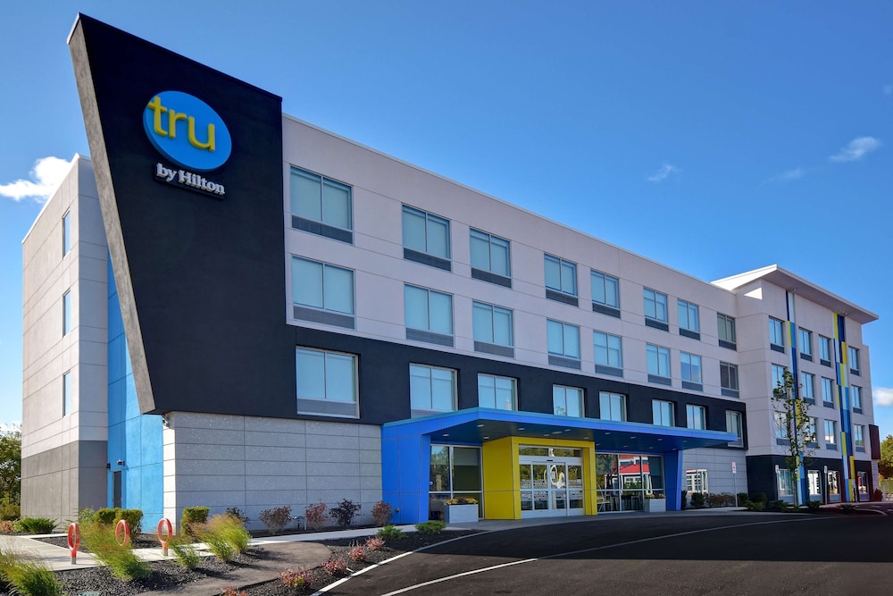 Tru by Hilton Concord - featured photo