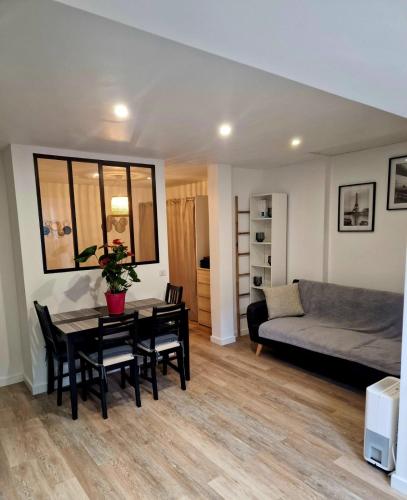 Charment Studio Proche Paris 15 — Malakoff